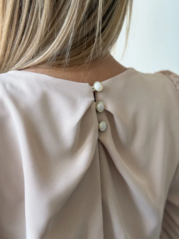 image00384-600x800.webp