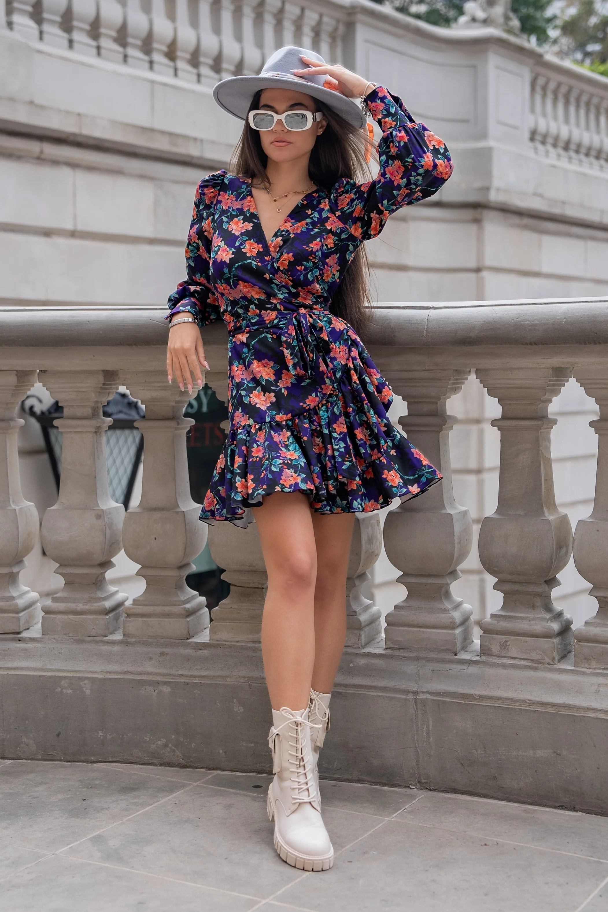 d7606ecd22c3892f6b5f3a3b3c1ffd65.webp